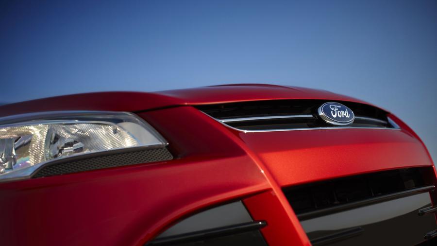 Ford Escape 2013 года  (фото 138 из 222)